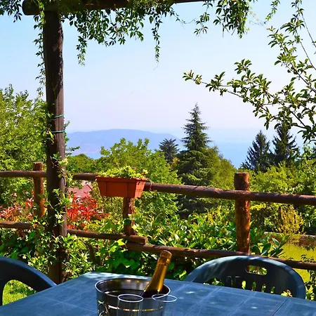 Ginestra In Hilly Area 加尔尼亚诺
